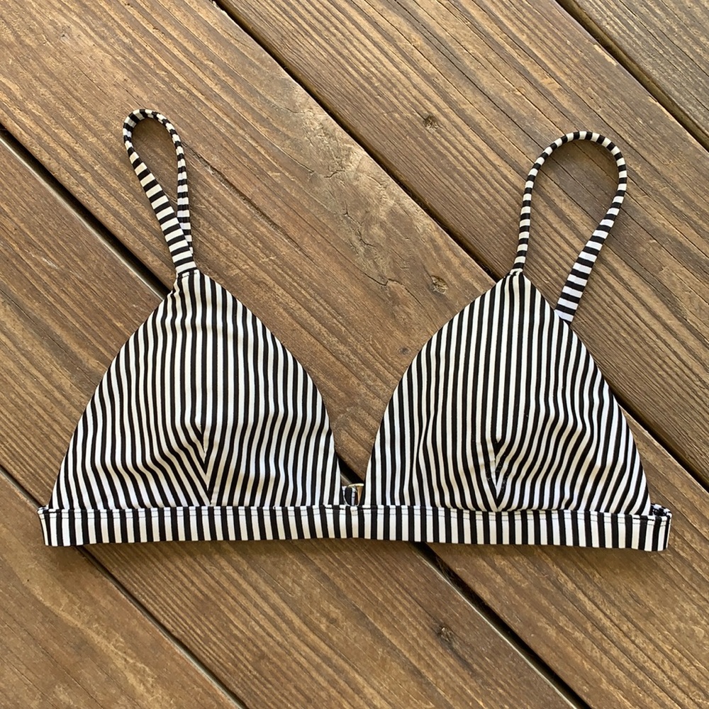 Hollister Stripped Triangle Top